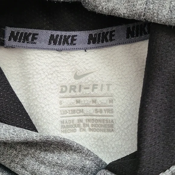 Nike Dri-Fit Hoodie Size Medium (6) - Picture 3 of 4